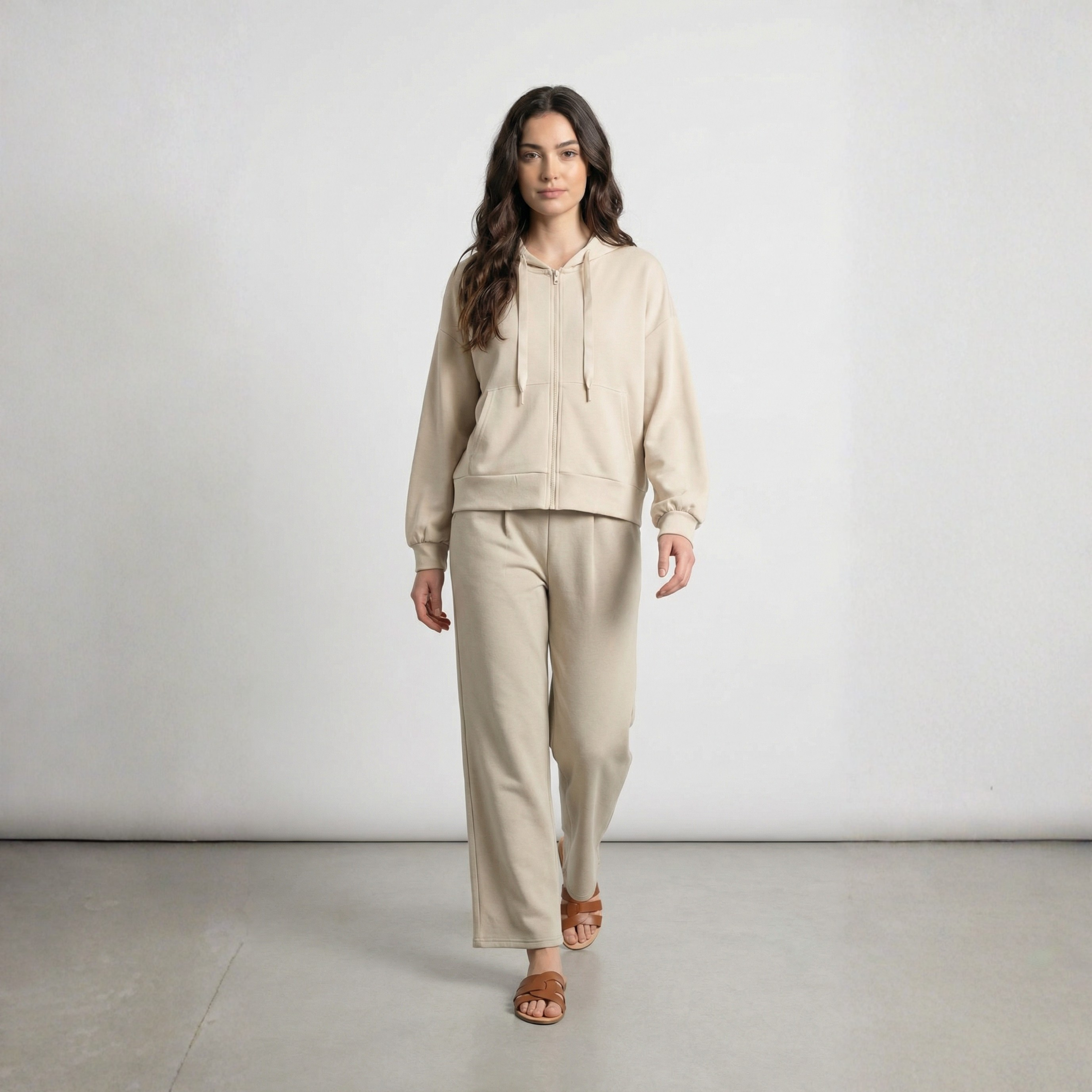 FELPA CROPPED CON CAPPUCCIO VERO MODA