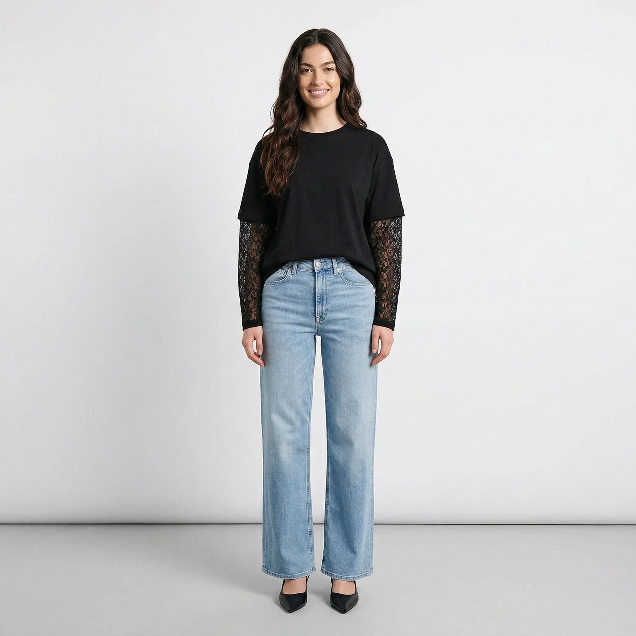 T-SHIRT MANICHE IN PIZZO TWO WAY