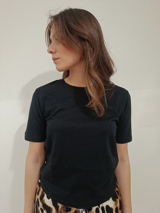 T-SHIRT BASIC