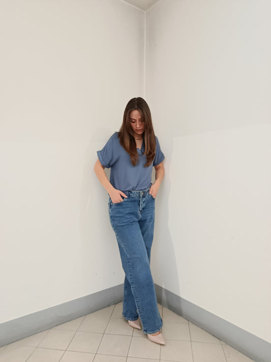 BLUSA SCOLLO V