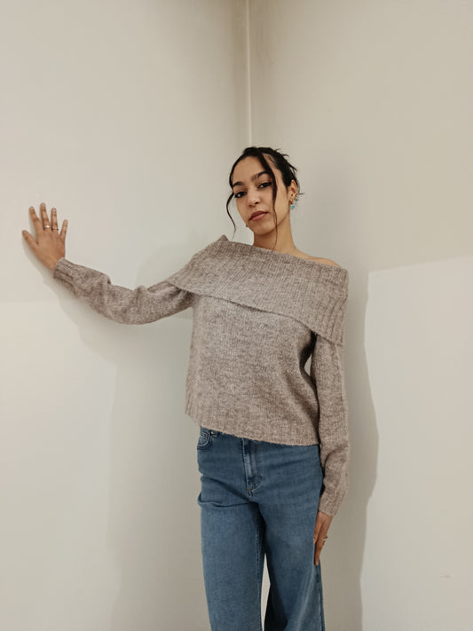 PULLOVER OFF SHOULDER ONLY